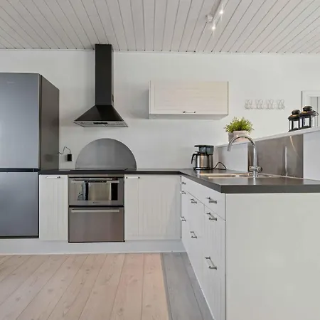 Seafront 4 Ppl 30 M Sea Holiday home Otterup