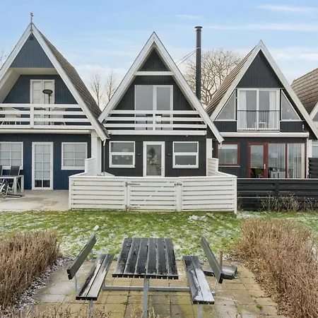 Holiday home Seafront 4 Ppl 30 M Sea Otterup